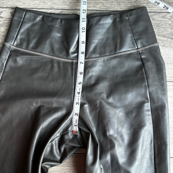 Athleta All Over Gleam Tight Leggings Pants Faux Leather High Rise Arbor Olive S - Picture 9 of 12